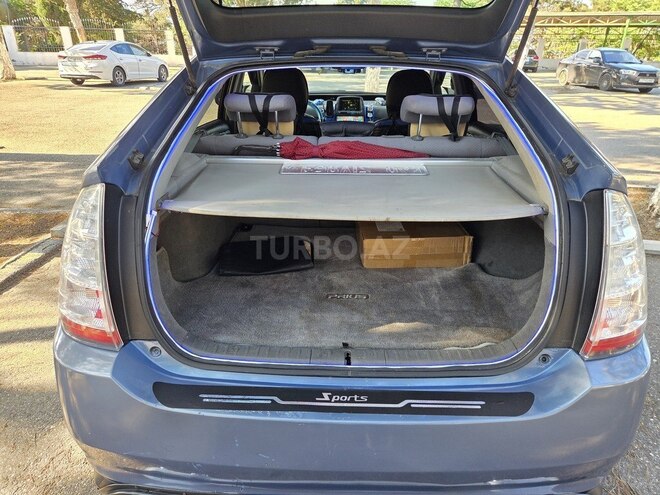 Toyota Prius-9