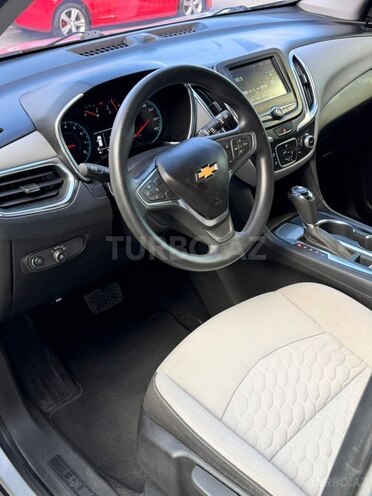 Chevrolet Equinox-7