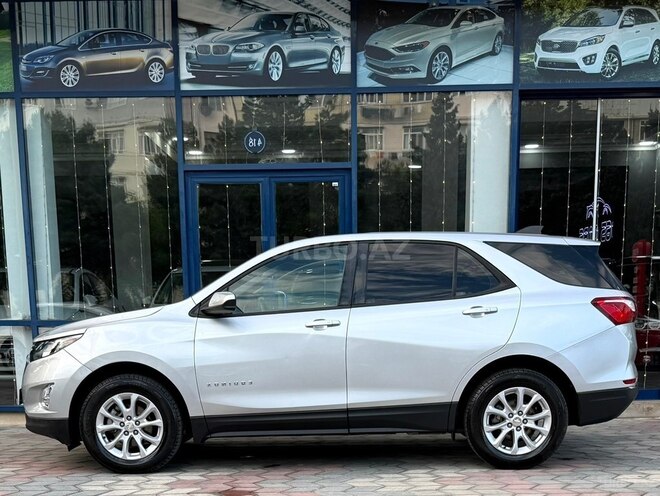 Chevrolet Equinox-12