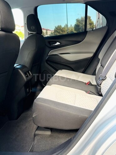 Chevrolet Equinox-8