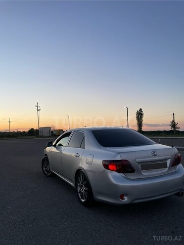 Toyota Corolla-6