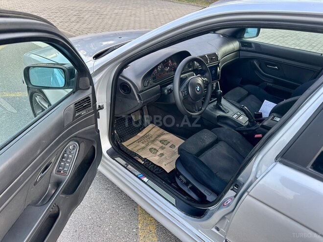 BMW 525-9