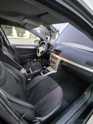 Opel Astra-13