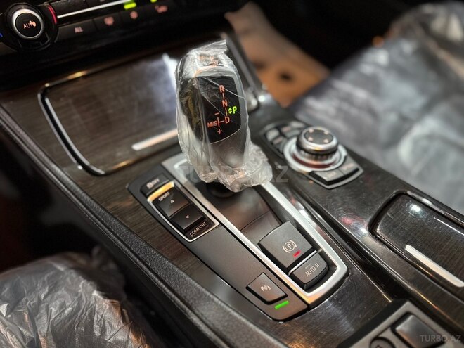 BMW 528-17