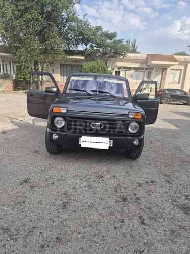 LADA (VAZ) Niva-1