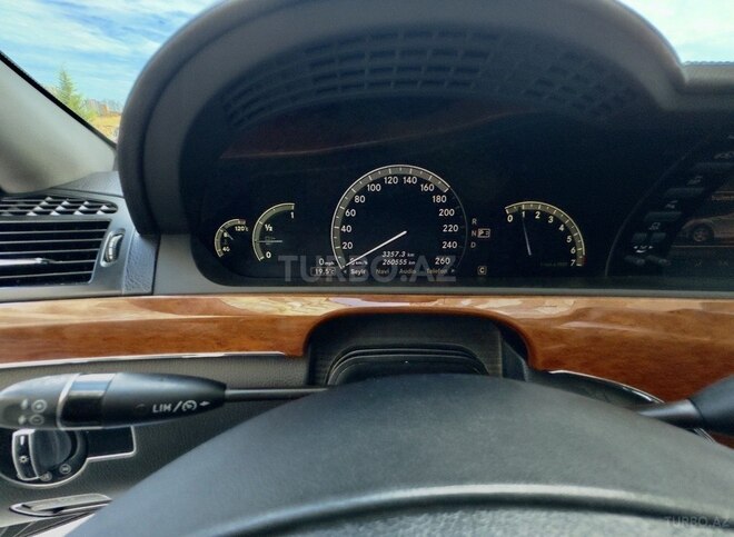 Mercedes S 350-11