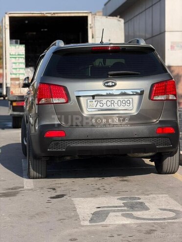Kia Sorento-9