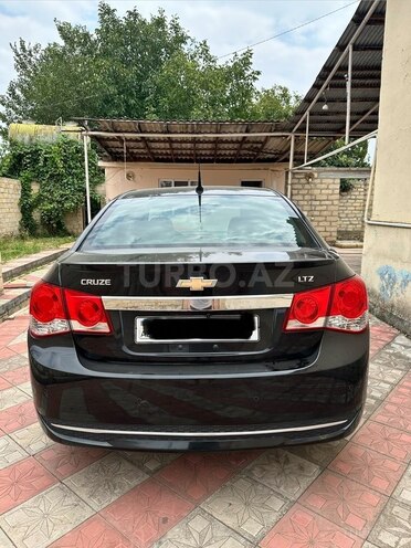 Chevrolet Cruze-4