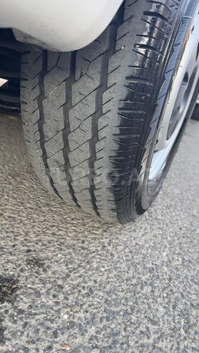 Mercedes Vito 111 CDI-11