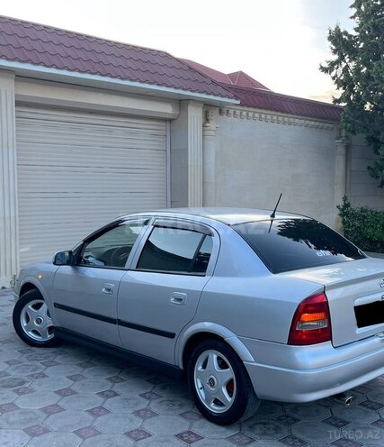 Opel Astra-7
