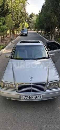 Mercedes C 220-7