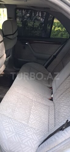 Mercedes C 220-9