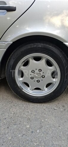 Mercedes C 220-13