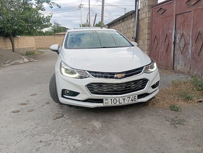 Chevrolet Cruze-1