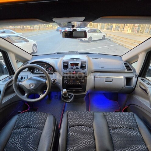 Mercedes Vito 115 CDI-11
