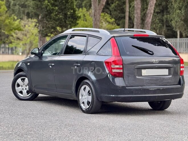Kia Ceed SW-8