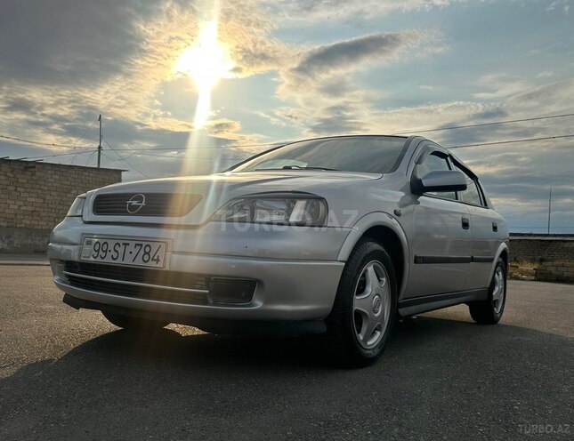 Opel Astra-1