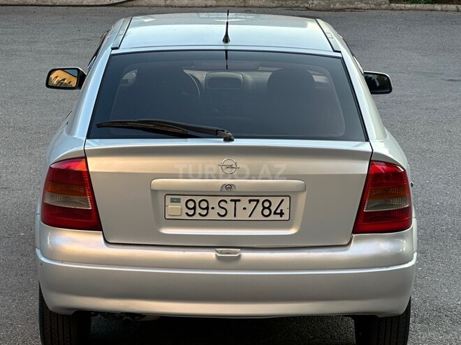Opel Astra-9