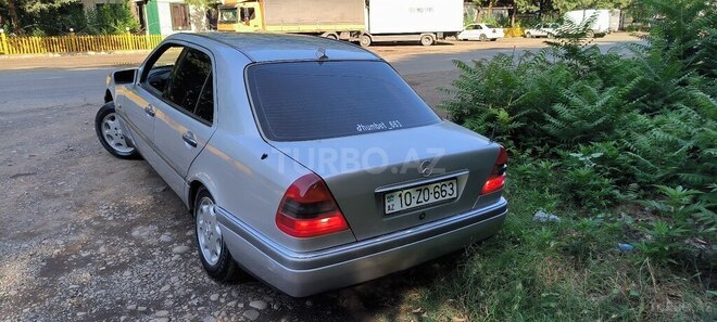 Mercedes C 220-9