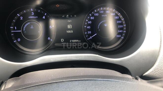 Hyundai Grandeur-6