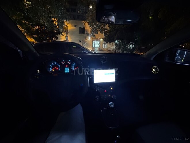 Chevrolet Cruze-7