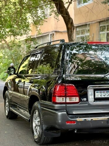 Lexus LX 470-8
