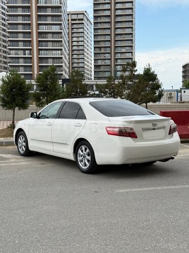 Toyota Camry-6