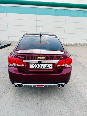Chevrolet Cruze-8
