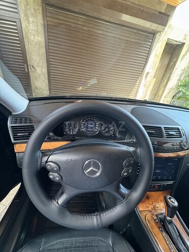 Mercedes E 220-7
