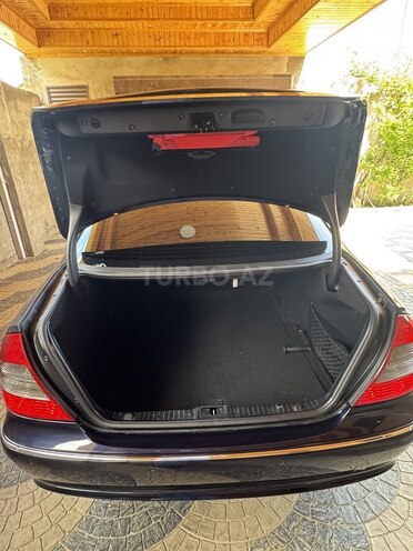 Mercedes E 220-6