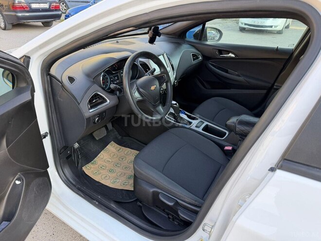 Chevrolet Cruze-6