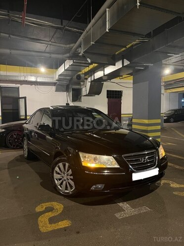 Hyundai Sonata-1