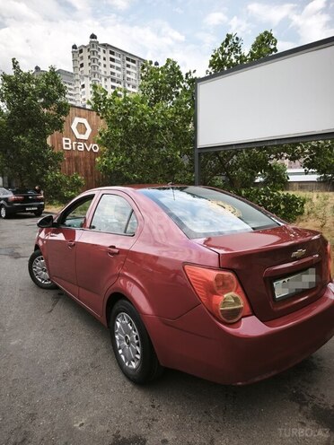 Chevrolet Aveo-5