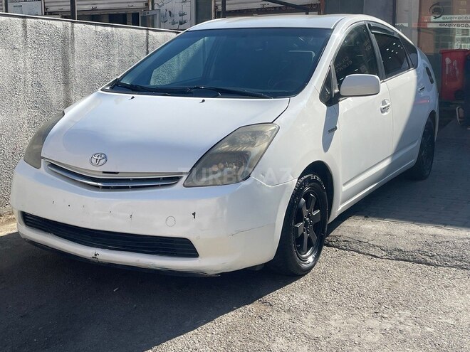 Toyota Prius-1
