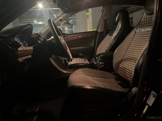Hyundai Sonata-14