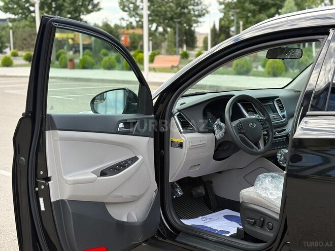 Hyundai Tucson-14