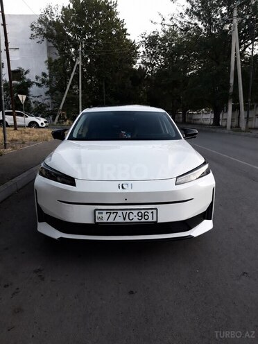Changan Qiyuan A05-1