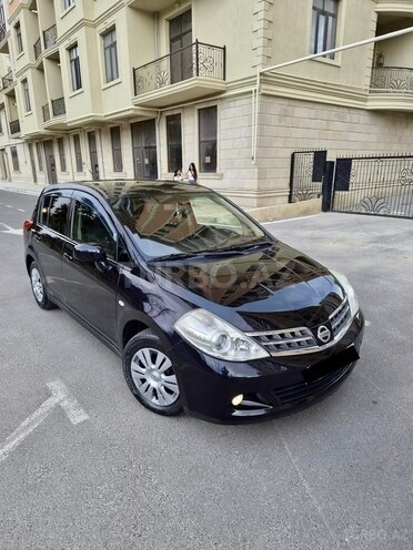 Nissan Tiida-1