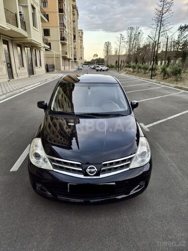 Nissan Tiida-3