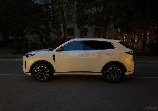 Changan Qiyuan Q05-7