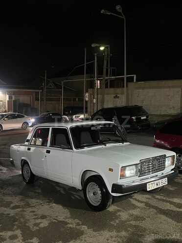 LADA (VAZ) 2107-2