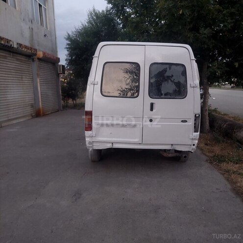Ford Transit-2