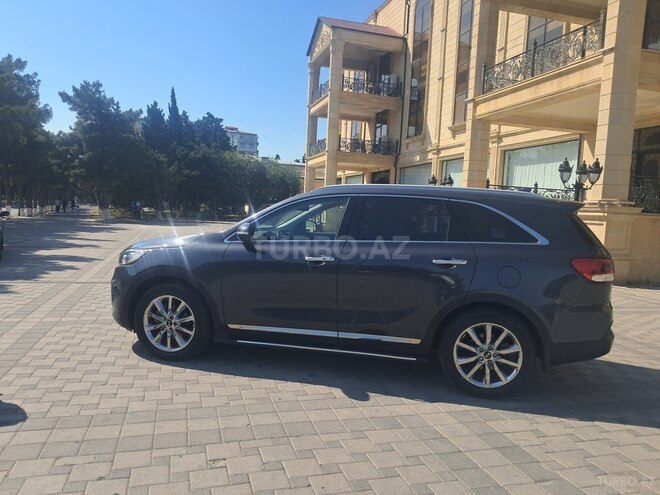 Kia Sorento-4