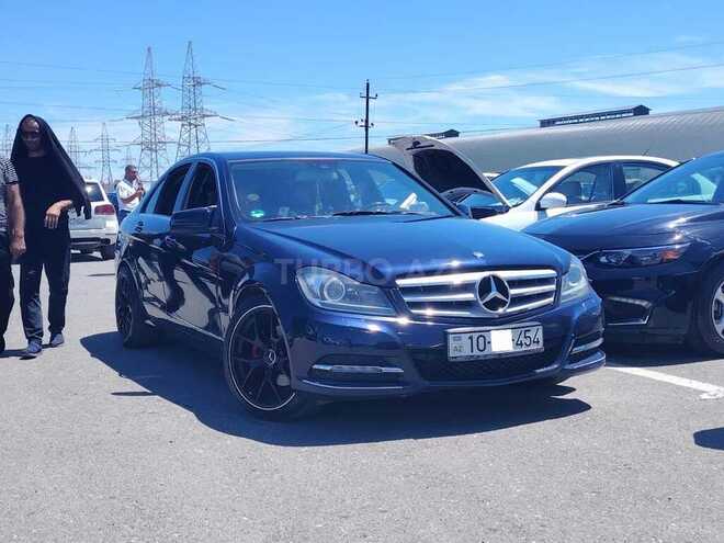 Mercedes C 250 4MATIC-2