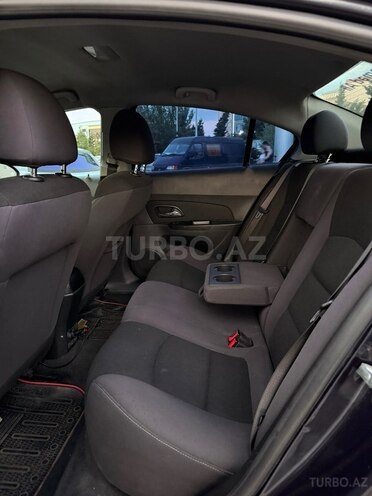 Chevrolet Cruze-5