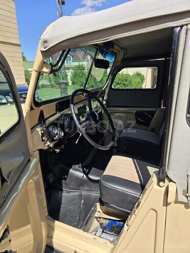 GAZ 69-6