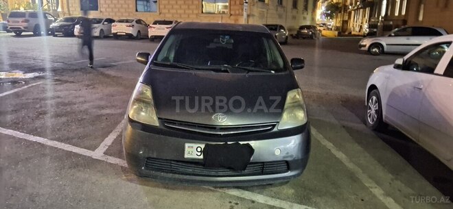 Toyota Prius-1