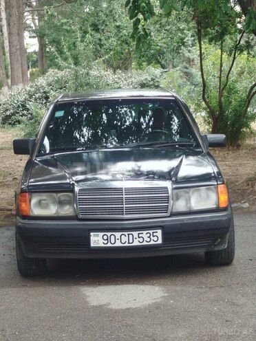 Mercedes 190-1