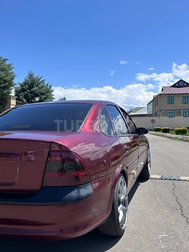 Opel Vectra-10