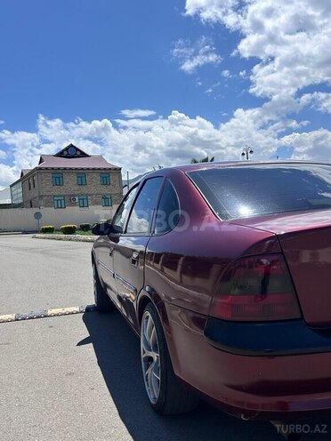 Opel Vectra-11